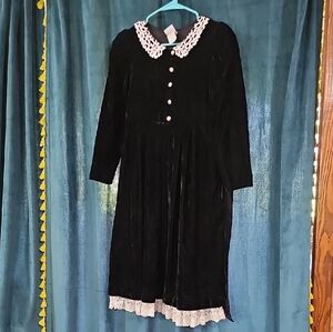 Vintage My Michelle Black Velvet Dress with White Lace Accents